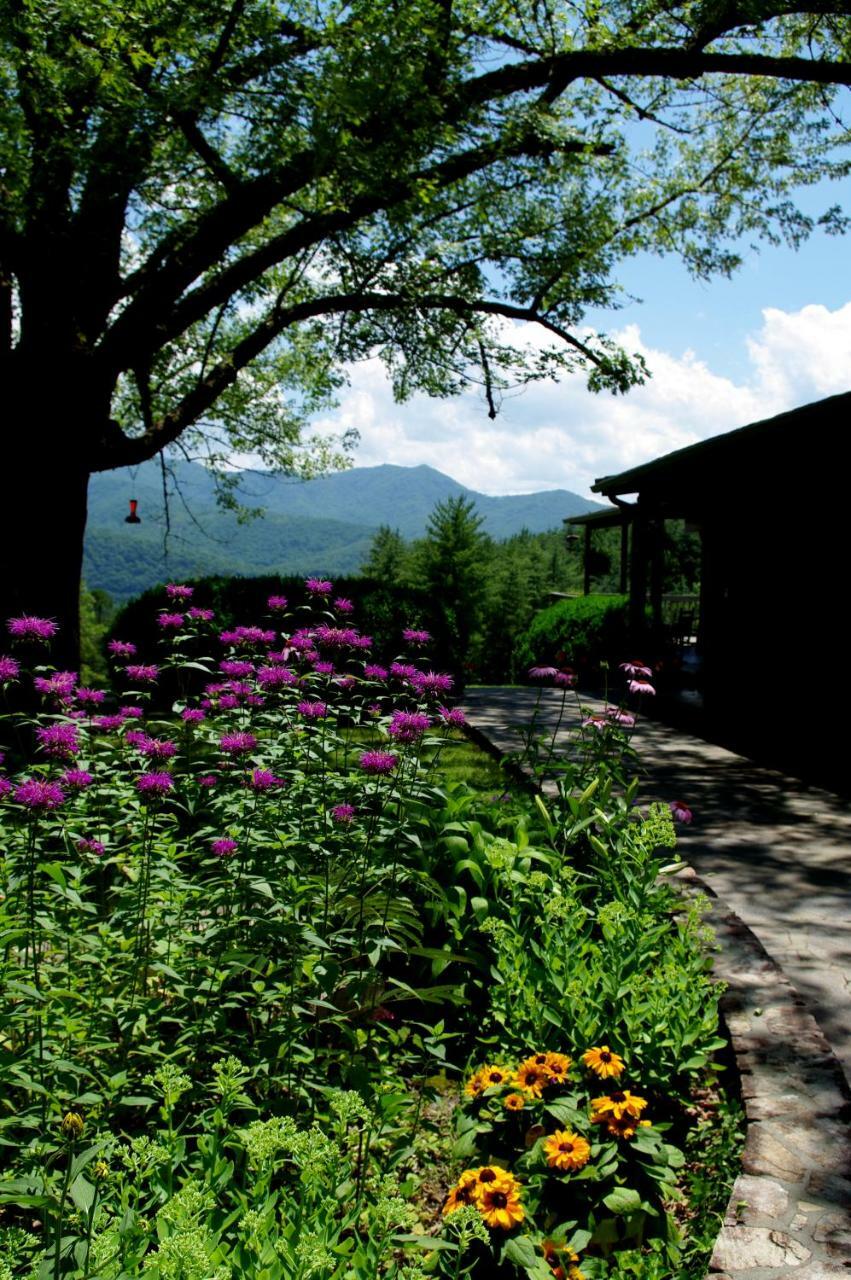 Hemlock Inn Bryson City Exterior photo